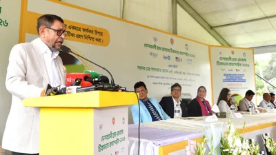 কথা বলছেন স্বাস্থ্যমন্ত্রী সরদার মো. সাখাওয়াত হোসেন (ছবি: বাসস)