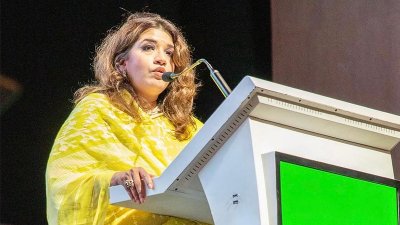 আফ্রিকায় শান্তি ও নিরাপত্তা বিষয়ক ডাকার আন্তর্জাতিক ফোরামে বক্তব্য রাখেন পররাষ্ট্র প্রতিমন্ত্রী শামা ওবায়েদ ইসলাম