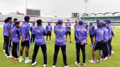 ইতিহাস গড়ার লক্ষ্যে আজ মাঠে নামছে বাংলাদেশ 