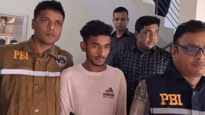 গ্রেফতার আসামি
