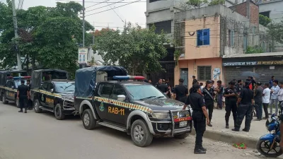 অপরাধীদের গ্রেফতারে অভিযান চালাচ্ছে র‌্যাব