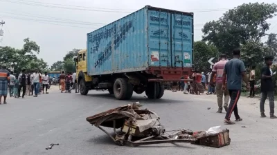 যশোরে সড়ক দুর্ঘটনা