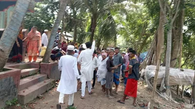 ফরিদপুরে দুই পক্ষের সংঘর্ষ