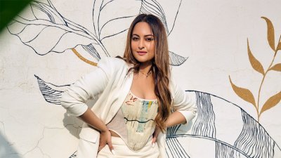 সোনাক্ষি সিনহা
