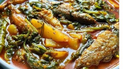 পালং শাকে টেংরা মাছ