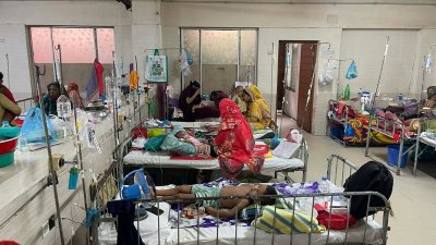 শ্যামলীতে অবস্থিত বাংলাদেশ শিশু হাসপাতাল ও ইন্সটিটিউটে হামে আক্রান্ত শিশু ও স্বজনরা (ছবি: বাংলা ট্রিবিউন)