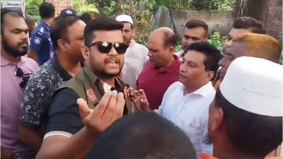 আসামিকে ছিনিয়ে নেওয়ার অভিযোগ