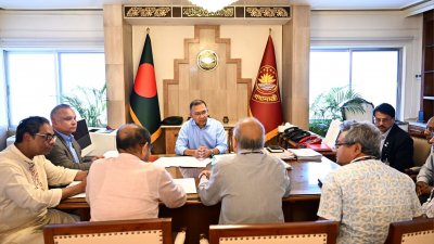 প্রধানমন্ত্রী তারেক রহমানের সভাপতিত্বে তেজগাঁও কার্যালয়ে সভা