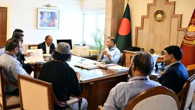 বৃক্ষরোপণ কর্মসূচি নিয়ে আয়োজিত সভায় প্রধানমন্ত্রী তারেক রহমান। ছবি: বাংলা ট্রিবিউন