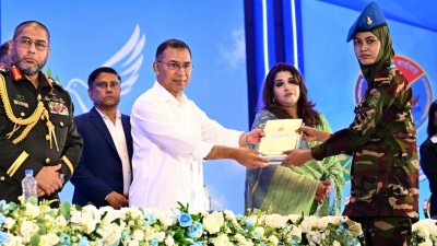 সেনাকুঞ্জে আয়োজিত অনুষ্ঠানে প্রধানমন্ত্রী