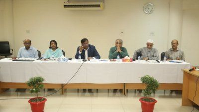 গবেষণা উপপ্রকল্প মূল্যায়ন বিষয়ক দিনব্যাপী কর্মশালায় বক্তব্য রাখেন ইউজিসি চেয়ারম্যান অধ্যাপক ড. মামুন আহমেদ। ছবি: বাংলা ট্রিবিউন