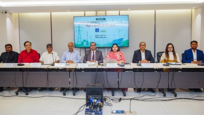 সিপিডি আয়োজিত মিডিয়া ব্রিফিংয়ে