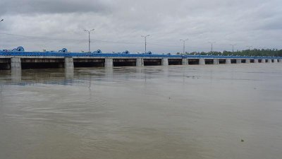 তিস্তার পানি বিপদসীমার ওপর দিয়ে প্রবাহিত হচ্ছে