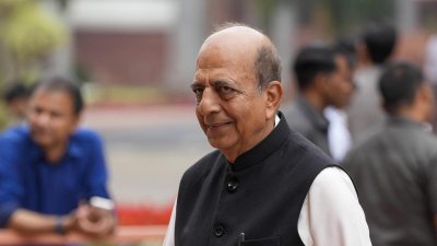 বাংলাদেশে নিযুক্ত ভারতীয় হাইকমিশনার দীনেশ ত্রিবেদী। ছবি: পিটিআই