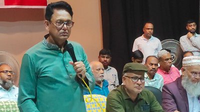 কথা বলছেন শিক্ষামন্ত্রী ড. আ ন ম এহছানুল হক মিলন