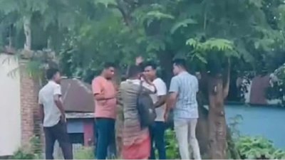 ফেসবুকে ছড়িয়ে পড়া ভিডিও থেকে নেওয়া ছবি