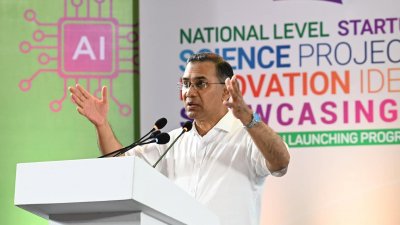 কথা বলছেন প্রধানমন্ত্রী তারেক রহমান