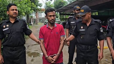 গ্রেফতার আরিফুল ইসলাম