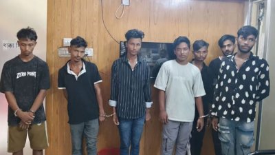 গ্রেফতার ছিনতাইচক্রের সাত সদস্য