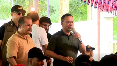 মতবিনিময় সভায় বক্তব্য দিচ্ছেন প্রধানমন্ত্রী তারেক রহমান