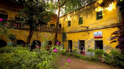 পুরান ঢাকার বিখ্যাত বিউটি বোর্ডিং (সংগৃহীত)।