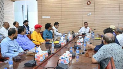 প্রধানমন্ত্রীর কার্যালয়ে ন্যাশনাল এডিটরস কাউন্সিলের নেতাদের সঙ্গে বৈঠকে প্রধানমন্ত্রী