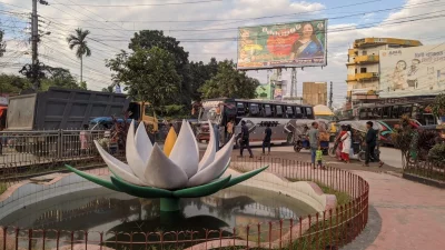 কুড়িগ্রাম শহরের শাপলা চত্বর