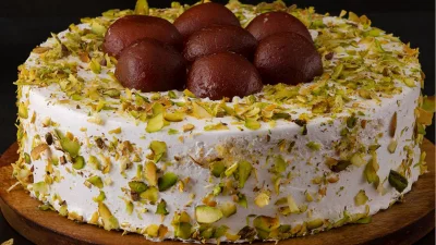 গুলাব জামুন কেক (সংগৃহীত ছবি)।