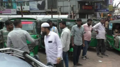 কক্সবাজারে পরিবহন খাতে চলছে সীমাহীন চাঁদাবাজি, মাসে ৩০ লাখ টাকা চাঁদা আদায়