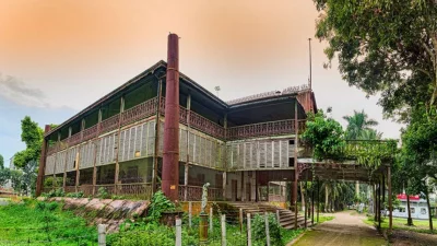 ঐতিহাসিক স্থাপনা আলেকজান্দ্রা ক্যাসেল (সংগৃহীত)।