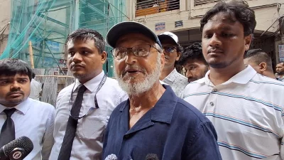 সালমান শাহর মামা মোহাম্মদ আলমগীর কুমকুম। ছবি: সংগৃহীত
