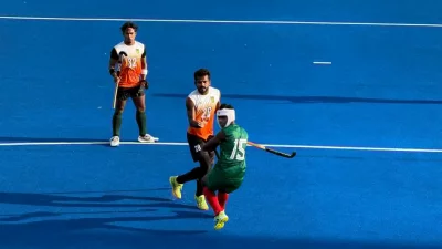 প্রস্তুতি ম্যাচের দৃশ্য।