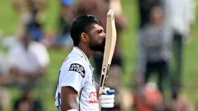 ম্যাচসেরা ছিলেন দিনুশা।