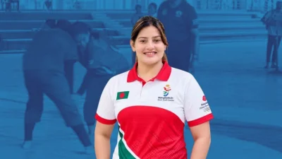 ছেলেদের কোচের ভূমিকায় শিরিন সুলতানা।