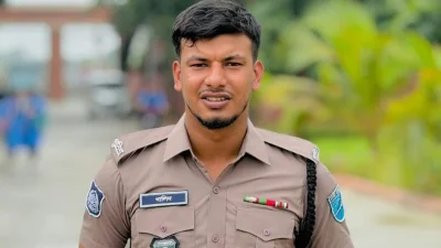 পুলিশ কনস্টেবল খালিদ হোসেন