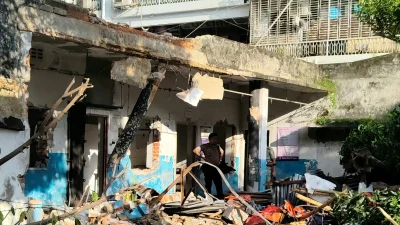 মিরপুরে  রাড্ডা এমসিএইচের কার্যালয় ও স্বাস্থ্যকেন্দ্র ভগ্নদশা
