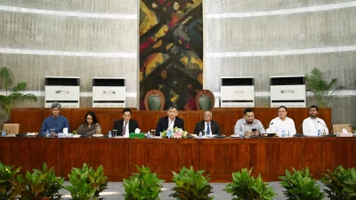 জাতীয় সংসদের মিডিয়া সেন্টারে সংবাদ সম্মেলনে স্বরাষ্ট্রমন্ত্রী