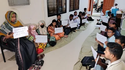 জামালপুরে নিয়োগের দাবিতে আমরণ অনশন শুরু করেছেন সরকারি প্রাথমিক বিদ্যালয়ের সহকারী শিক্ষক পদে সুপারিশপ্রাপ্ত হয়েও ভেরিফিকেশনে বাদ পড়া ৫১ জন চাকরিপ্রত্যাশী