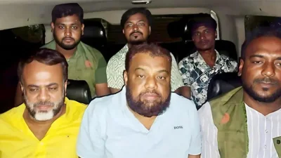 গ্রেফতার স্বেচ্ছাসেবকলীগের নেতারা