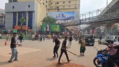 মিরপুরে উচ্ছেদ অভিযানে পুলিশের সঙ্গে সংঘর্ষ, আগুন (সংগৃহীত ছবি)
