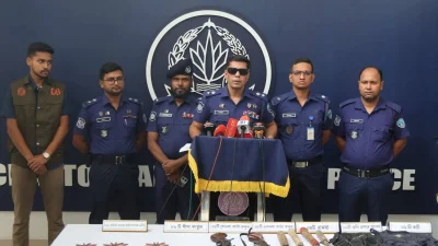 চট্টগ্রাম জেলা পুলিশের ব্রিফিং