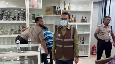 সালমান মুক্তাদিরের শশুরের ওয়্যারহাউস সিলগালা করা হয়েছে