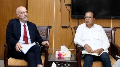 দুর্যোগ ব্যবস্থাপনা ও ত্রাণমন্ত্রী আসাদুল হাবিব দুলুর সঙ্গে বৈঠকে ইন্ডিপেন্ডেন্ট ইনভেস্টিগেটিভ মেকানিজম ফর মায়ানমারের (আইআইএমএম) প্রধান নিকোলাস কুজিয়ান