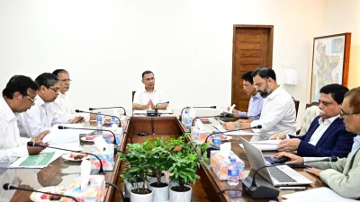 মন্ত্রিপরিষদ বিভাগে ইউনিয়নভিত্তিক খেলার মাঠ স্থাপন ও ক্রীড়া কার্যক্রম সম্প্রসারণসংক্রান্ত এক বৈঠকে প্রধানমন্ত্রী তারেক রহমান