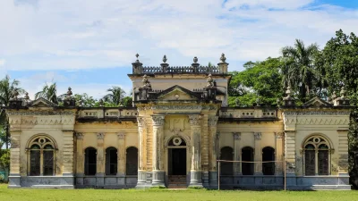 নাটোরের রানী ভবানী রাজবাড়ী (ছবি: উইকিপিডিয়া)