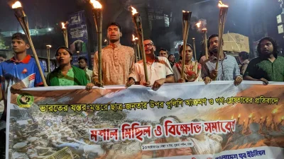 ভারতের আন্দোলনে সংহতি জানিয়ে ঢাকায় মশাল মিছিল