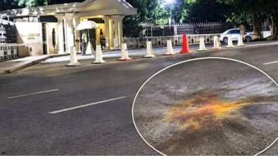 প্রধানমন্ত্রীর কার্যালয়ের সামনে ককটেল নিক্ষেপ (সংগৃহীত ছবি)