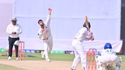 সেঞ্চুরি মিস করেছেন মুশফিক।