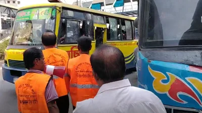 বাস নিয়ন্ত্রণে রাজধানীর রাস্তায় মালিকরা