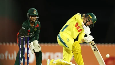 এক ম্যাচ হাতে রেখেই সিরিজ নিশ্চিত করেছে অস্ট্রেলিয়া।